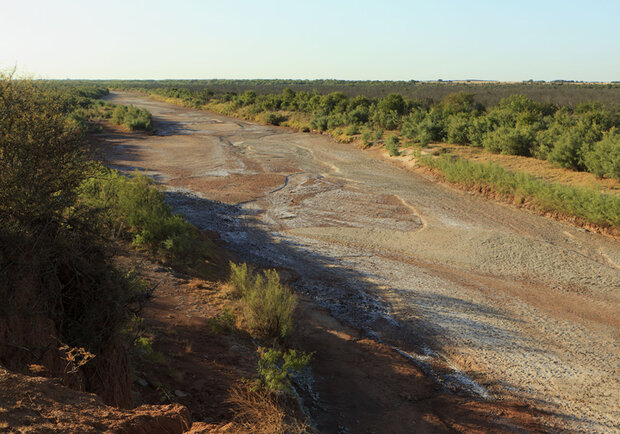 Brazos River runs dry