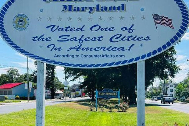 City welcome sign