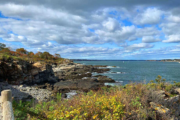 Photo of coast in Maine